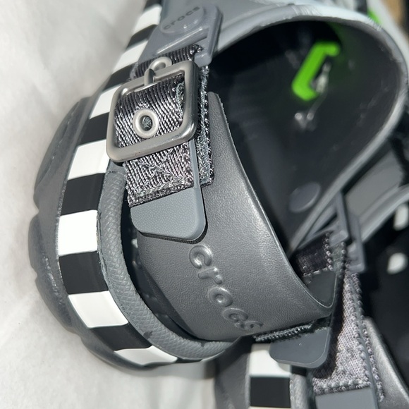 M7/W9 Disney Crocs The Nightmare Before Christmas 2024 - Picture 9 of 12